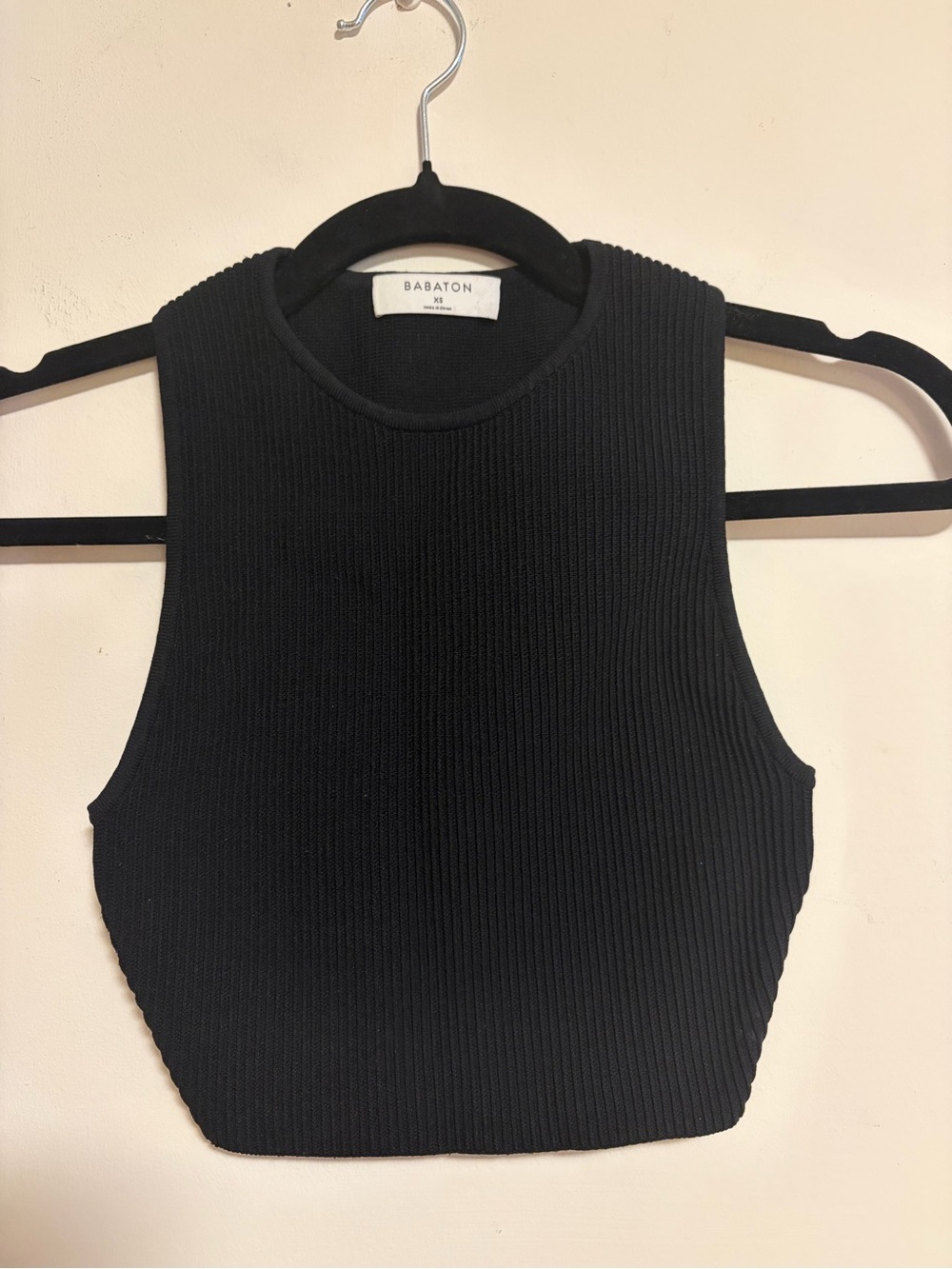 Aritzia Babaton Sculpt Knit Racer Cropped Tank Black XS